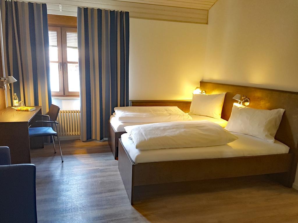Tagungshaus Wernau Hotel Buitenkant foto