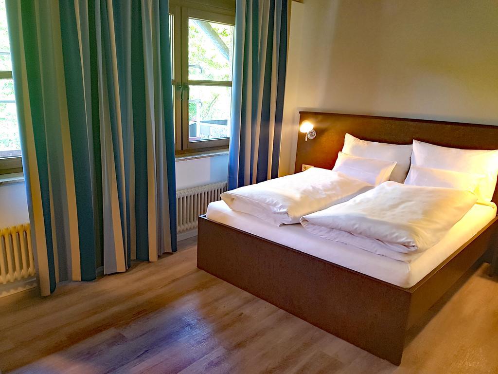 Tagungshaus Wernau Hotel Buitenkant foto